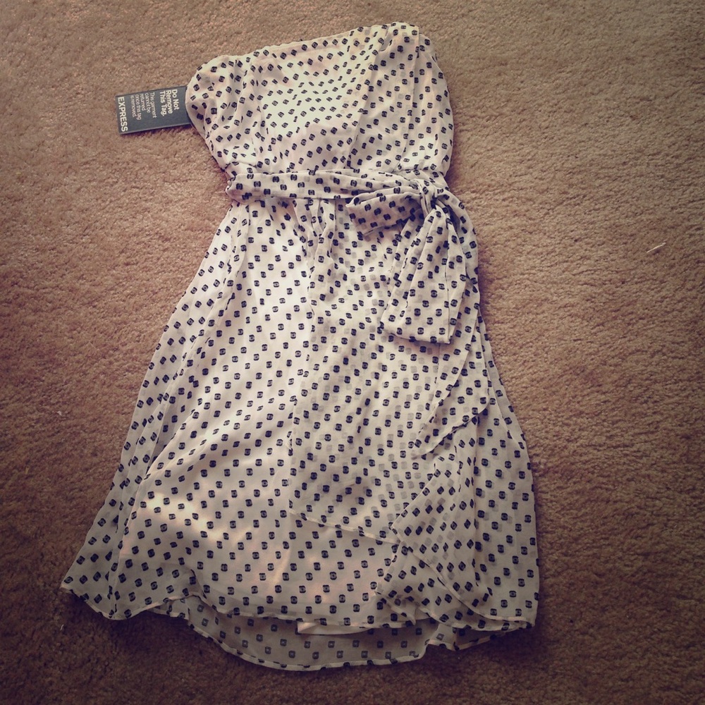 Express dress